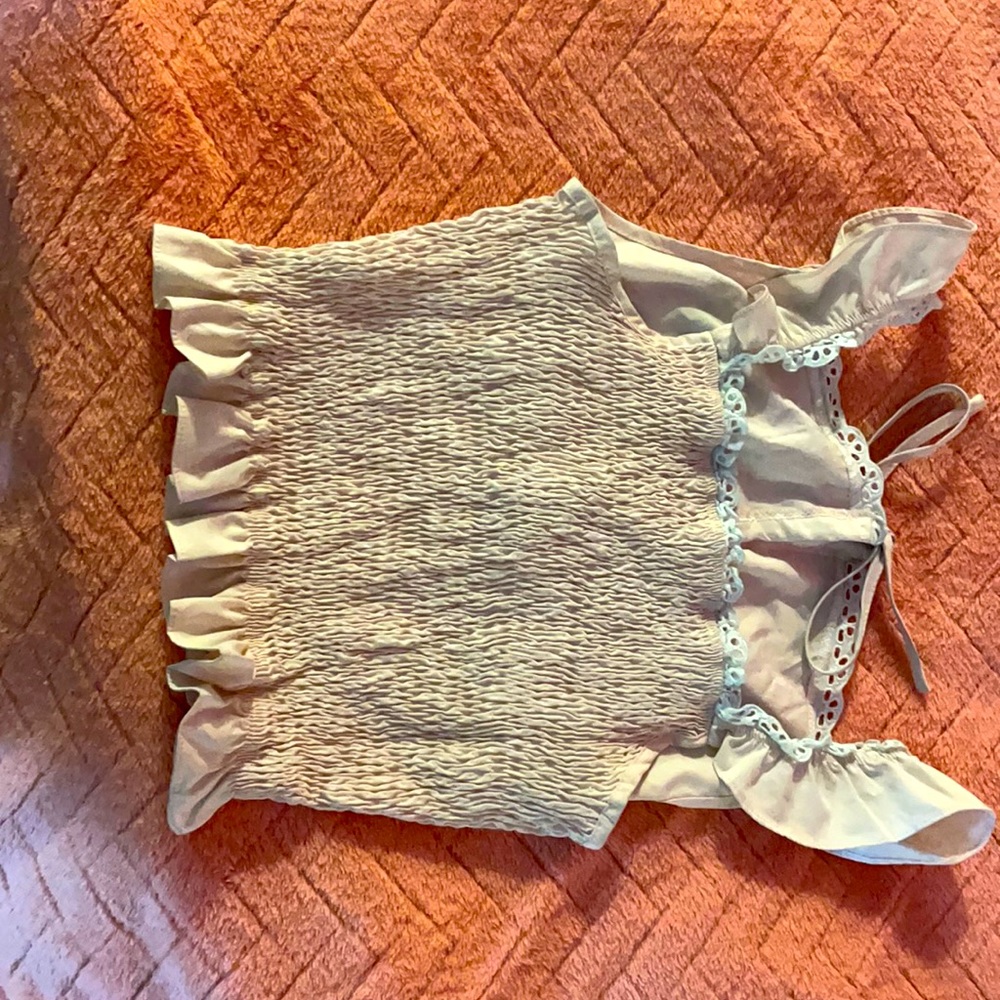 Pastel shirt from SHEIN in XL with stretch.